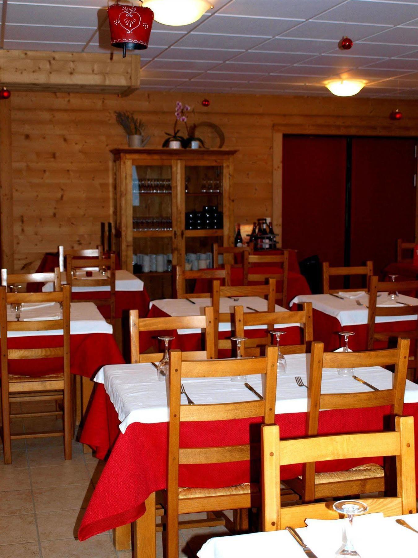 Hotel Restaurant L'Outa Termignon Esterno foto